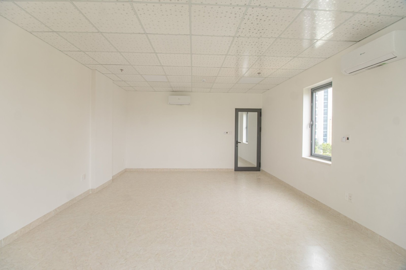 TÒA NHÀ  7 OFFICE 2