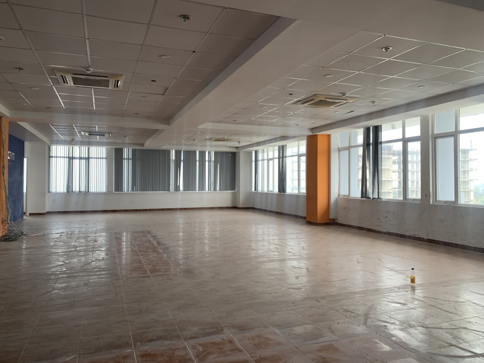 TÒA NHÀ ĐẠI HỌC MỞ HÀ NỘI