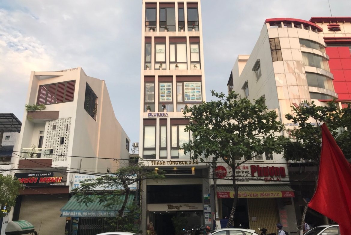 TOÀ NHÀ THANH TÙNG