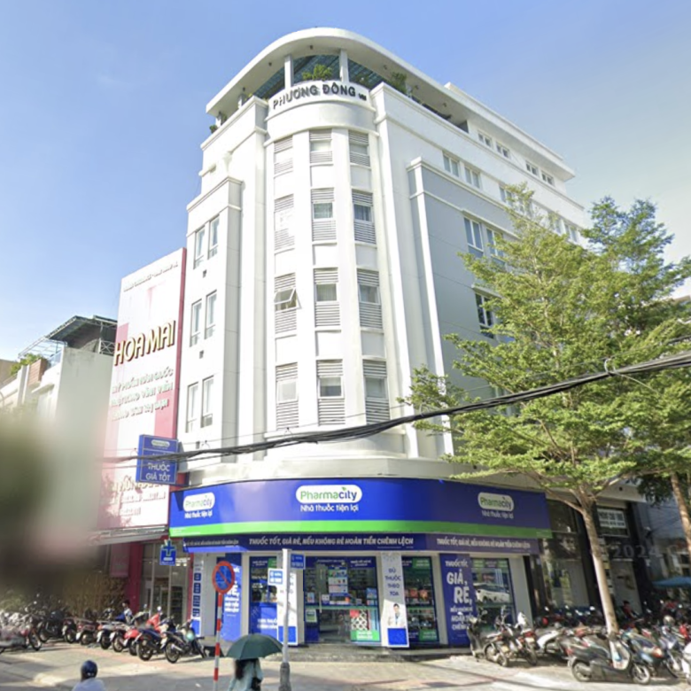 Hình ảnh bên ngoài của toà nhà Phương Đông